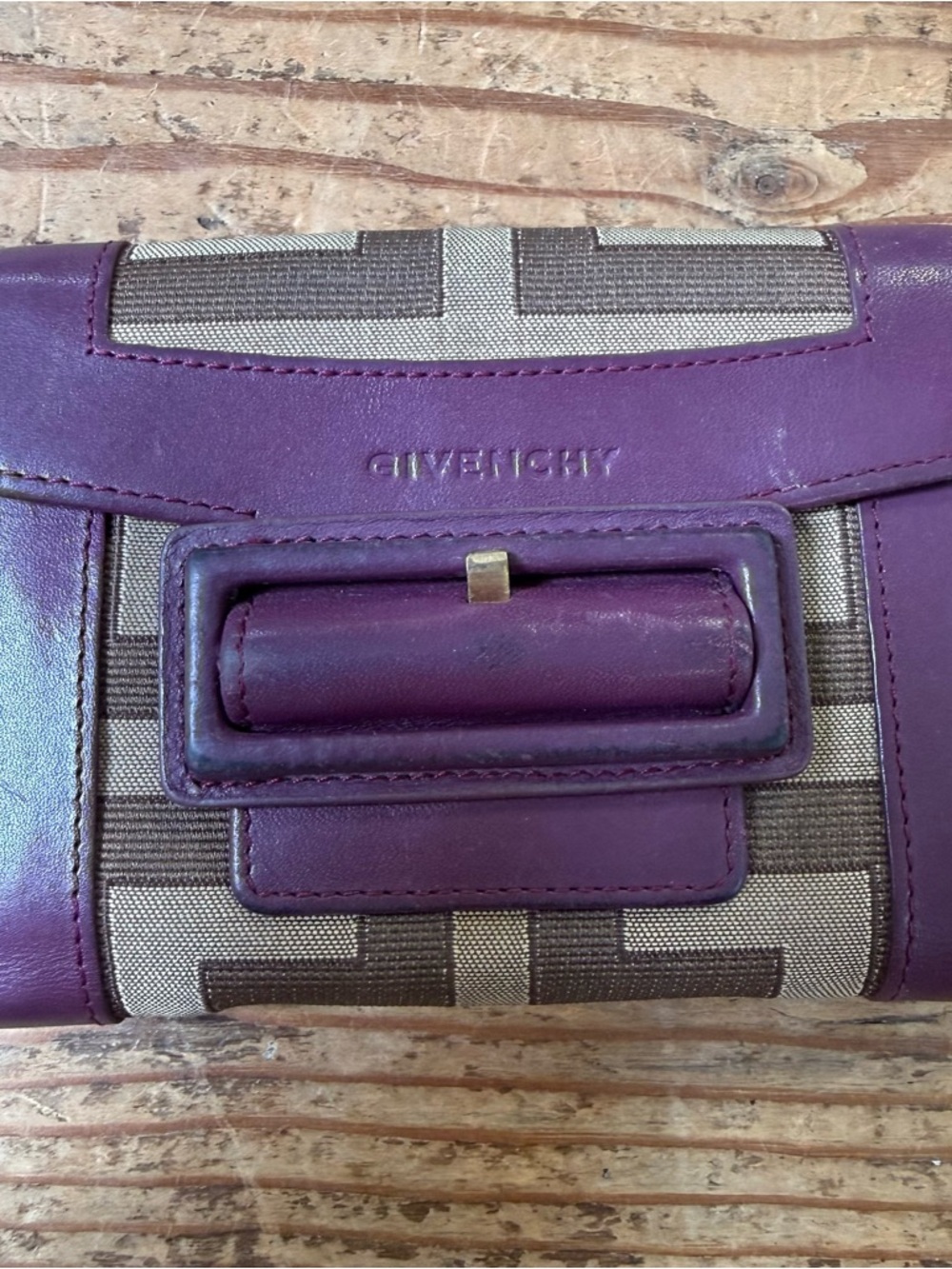 Givenchy Purple Leather & Canvas Buckle Monogram Designer Wallet - Picture 2 of 6